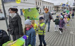 Przedszkolaki witają wiosnę 