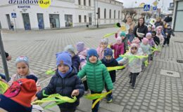 Przedszkolaki witają wiosnę 