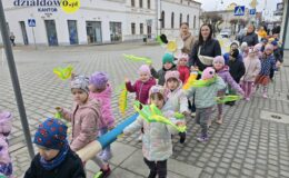 Przedszkolaki witają wiosnę 