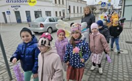 Przedszkolaki witają wiosnę 