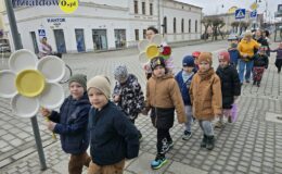 Przedszkolaki witają wiosnę 