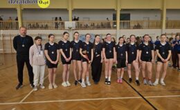 Czwórka wygrała Turniej Koszykówki dziewcząt rocznika 2011 i młodszych w ramach współzawodnictwa SP