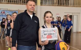 Czwórka wygrała Turniej Koszykówki dziewcząt rocznika 2011 i młodszych w ramach współzawodnictwa SP