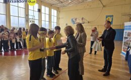 Eliminacje miejskie Turnieju Bezpieczeństwa w Ruchu Drogowym. Reprezentanci SP nr 3 jadą dalej 