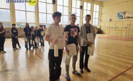 Eliminacje miejskie Turnieju Bezpieczeństwa w Ruchu Drogowym. Reprezentanci SP nr 3 jadą dalej 