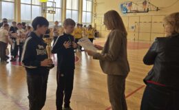 Eliminacje miejskie Turnieju Bezpieczeństwa w Ruchu Drogowym. Reprezentanci SP nr 3 jadą dalej 