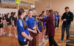 Czwórka wygrała Turniej Koszykówki dziewcząt rocznika 2011 i młodszych w ramach współzawodnictwa SP