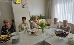 Śniadanie wielkanocne u seniorów