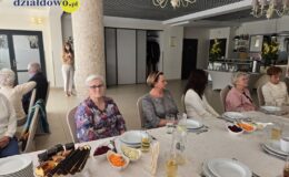 Śniadanie wielkanocne u seniorów