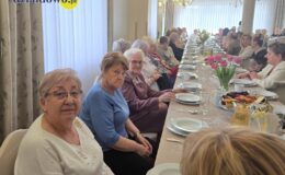 Śniadanie wielkanocne u seniorów