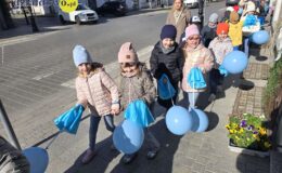 Niebieski marsz małych serc