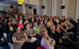 „Sanatorium pod ptaszkiem” świetna komedia w wykonaniu naszych seniorów