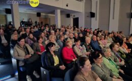 „Sanatorium pod ptaszkiem” świetna  komedia w wykonaniu naszych seniorów