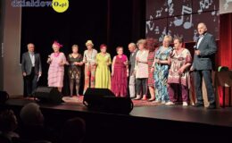 „Sanatorium pod ptaszkiem” świetna  komedia w wykonaniu naszych seniorów