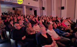 „Sanatorium pod ptaszkiem” świetna  komedia w wykonaniu naszych seniorów