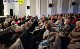 „Sanatorium pod ptaszkiem” świetna  komedia w wykonaniu naszych seniorów