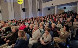 „Sanatorium pod ptaszkiem” świetna  komedia w wykonaniu naszych seniorów