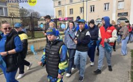 „Niebieski Spaceru dla Autyzmu” przeszedł ulicami Działdowa