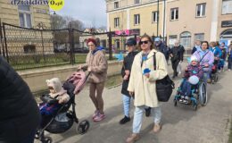 „Niebieski Spaceru dla Autyzmu” przeszedł ulicami Działdowa