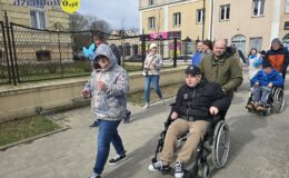 „Niebieski Spaceru dla Autyzmu” przeszedł ulicami Działdowa