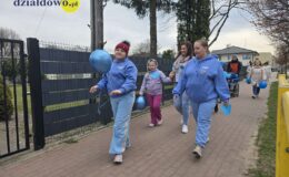 „Niebieski Spaceru dla Autyzmu” przeszedł ulicami Działdowa