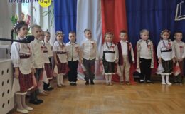 „Biedroneczki” wystąpiły z okazji Święta Konstytucji 3 Maja