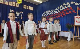 „Biedroneczki” wystąpiły z okazji Święta Konstytucji 3 Maja