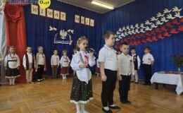 „Biedroneczki” wystąpiły z okazji Święta Konstytucji 3 Maja