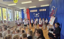 „Biedroneczki” wystąpiły z okazji Święta Konstytucji 3 Maja
