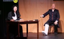Przedstawienie grupy teatralne Pewni Niepewni pt. „Pani Dulska przed sądem”