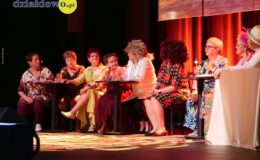 „Sanatorium pod ptaszkiem” świetna  komedia w wykonaniu naszych seniorów