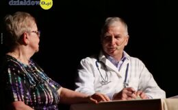 „Sanatorium pod ptaszkiem” świetna  komedia w wykonaniu naszych seniorów