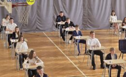 Trzymamy kciuki za ósmoklasistów. Rozpoczęły się egzaminy