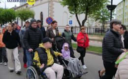 Barwny Marsz Godności przeszedł ulicami Działdowa