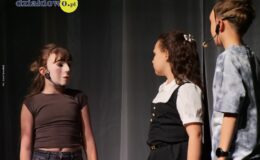 Z nutą refleksji ale też i na wesoło – dwa przedstawienia w Miejskim Domu Kultury