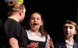 Z nutą refleksji ale też i na wesoło – dwa przedstawienia w Miejskim Domu Kultury