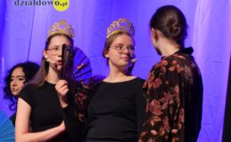 Z nutą refleksji ale też i na wesoło – dwa przedstawienia w Miejskim Domu Kultury