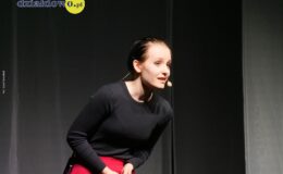 Z nutą refleksji ale też i na wesoło – dwa przedstawienia w Miejskim Domu Kultury
