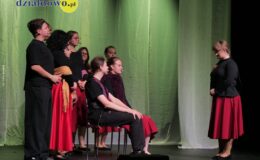 Z nutą refleksji ale też i na wesoło – dwa przedstawienia w Miejskim Domu Kultury