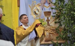 Procesja Bożego Ciała. Parafia pw. Podwyższenia Krzyża Świętego w Działdowie (4.06.2026)