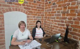 Burmistrz Grzegorz Mrowiński jednogłośnie z votum zaufania i absolutorium (11.06.2026)