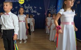 Uroczyste pożegnanie przedszkola przez grupę „Motylki”