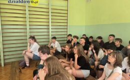 Udar mózgu nie pyta o wiek. Jak go rozpoznać i przeżyć? Prelekcje w Szkole Podstawowej nr 3 w Działdowie
