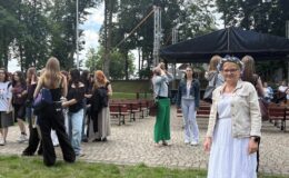 Nie znalazłeś kwiatu paproci. Nic nie szkodzi, mogłeś zrobić go samemu