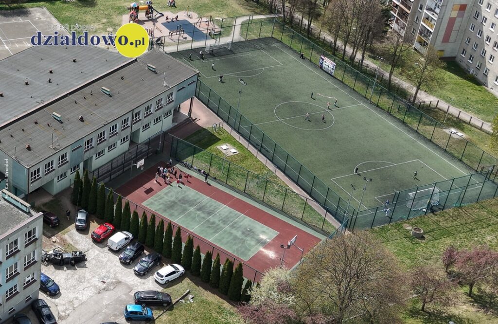 boisko sportowe przy ul. Lenartowicza w Działdowie