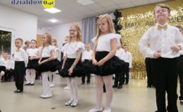 Mali Absolwenci żegnają Przedszkole nr 4