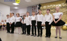 Mali Absolwenci żegnają Przedszkole nr 4