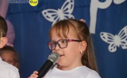 Uroczyste pożegnanie przedszkola przez grupę „Motylki”