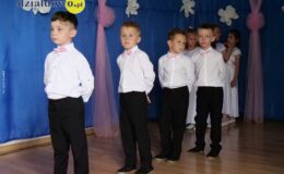 Uroczyste pożegnanie przedszkola przez grupę „Motylki”
