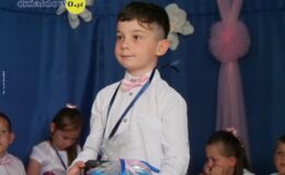 Uroczyste pożegnanie przedszkola przez grupę „Motylki”